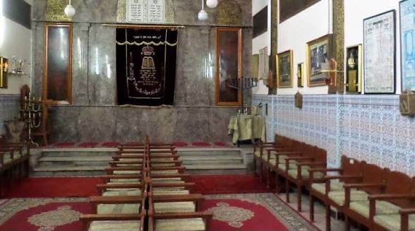 Intérieur de la synagogue Slat Al-Azama (Lazama) à Marrakech